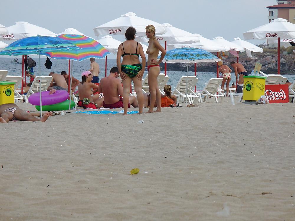 25P Bulgarian girls - Burgas (black sea)