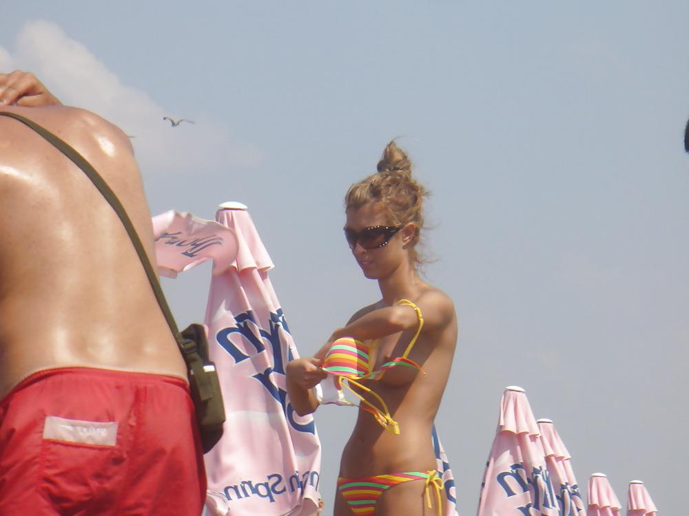 25P Bulgarian girls - Burgas (black sea)