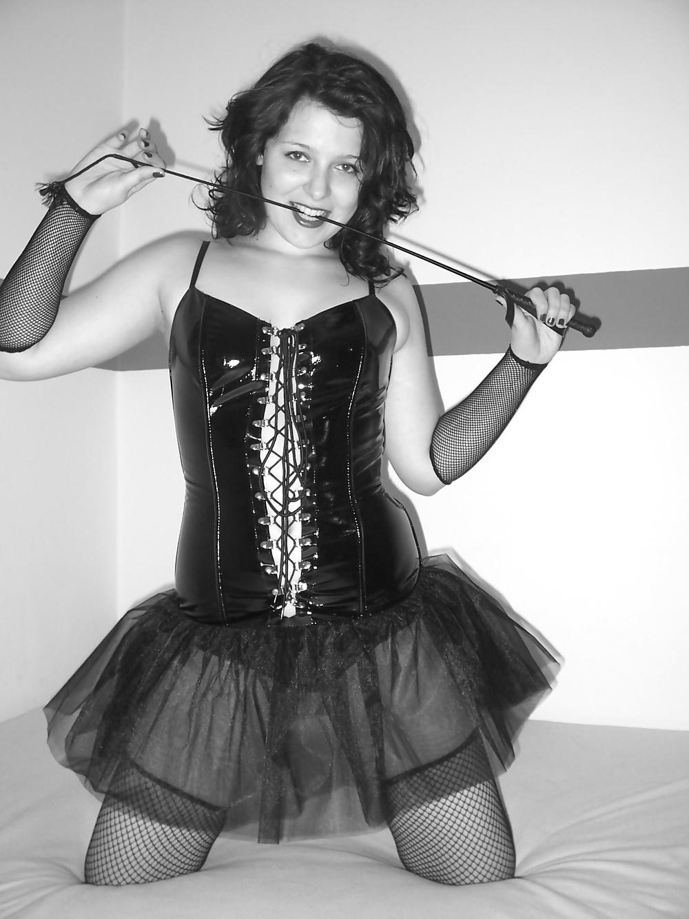 25P Let me be your latex slave