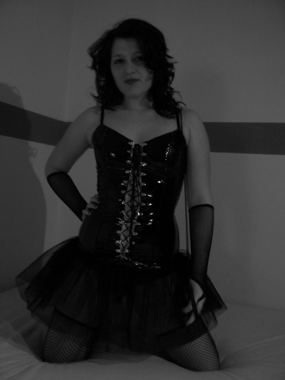 25P Let me be your latex slave