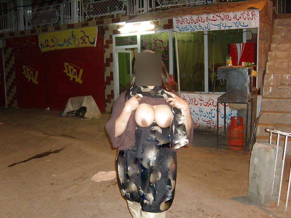 25P My all time favourite  Pakistani milf