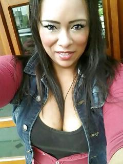 25P Butterface latina milf