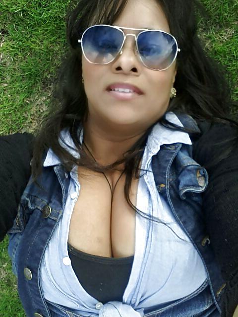 25P Butterface latina milf