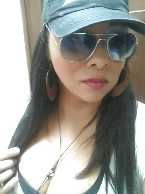 25P Butterface latina milf