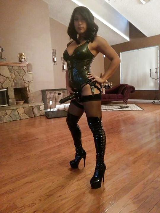 25P Femdom