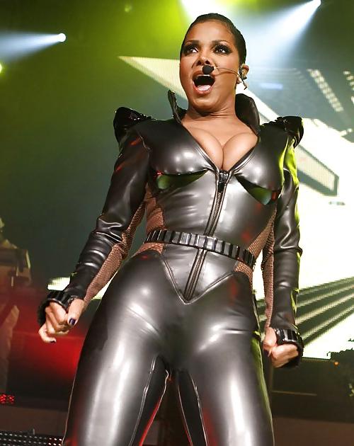 9P Hot Nasty Latex Performance