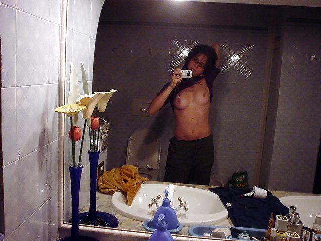 12P Nicol - Italian hairy whore