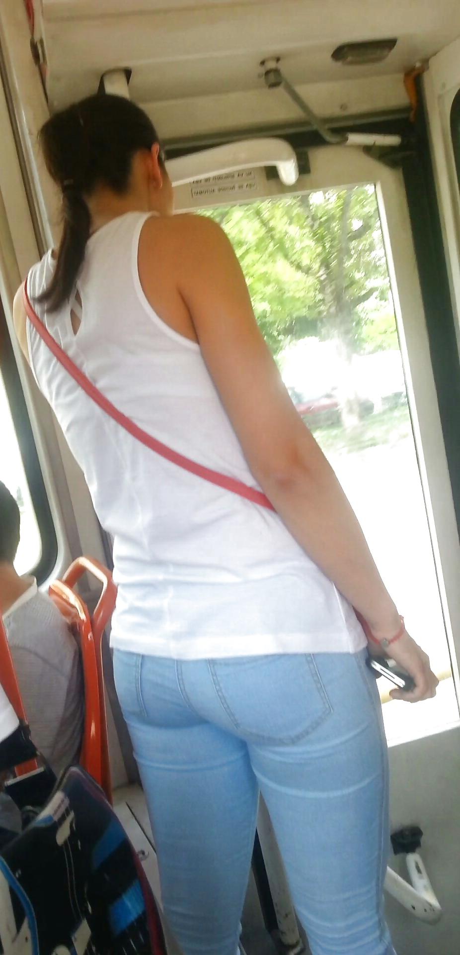 25P Spy old + young in bus and tram romanian