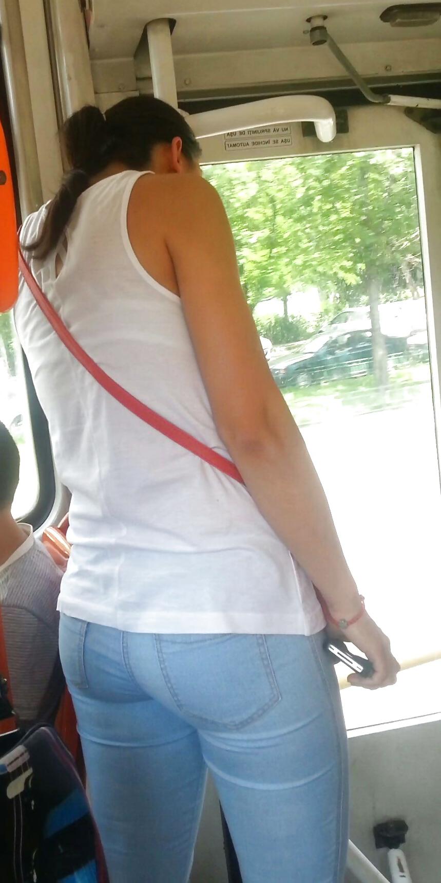 25P Spy old + young in bus and tram romanian