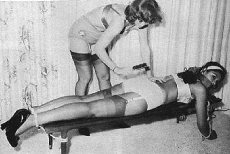 25P Vintage ladies wearing white panties.2