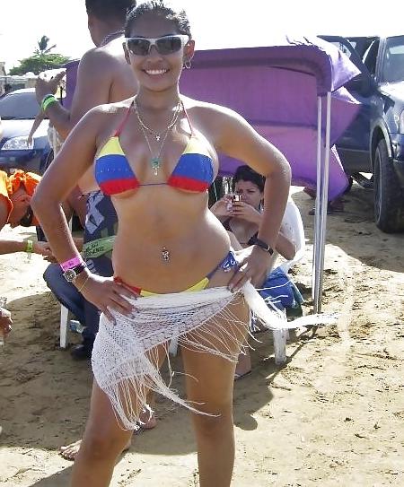 25P NENAS LATINAS PLAYERAS