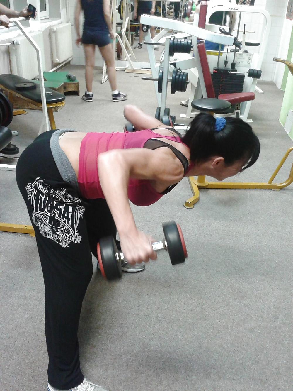 19P Nice asses at gym