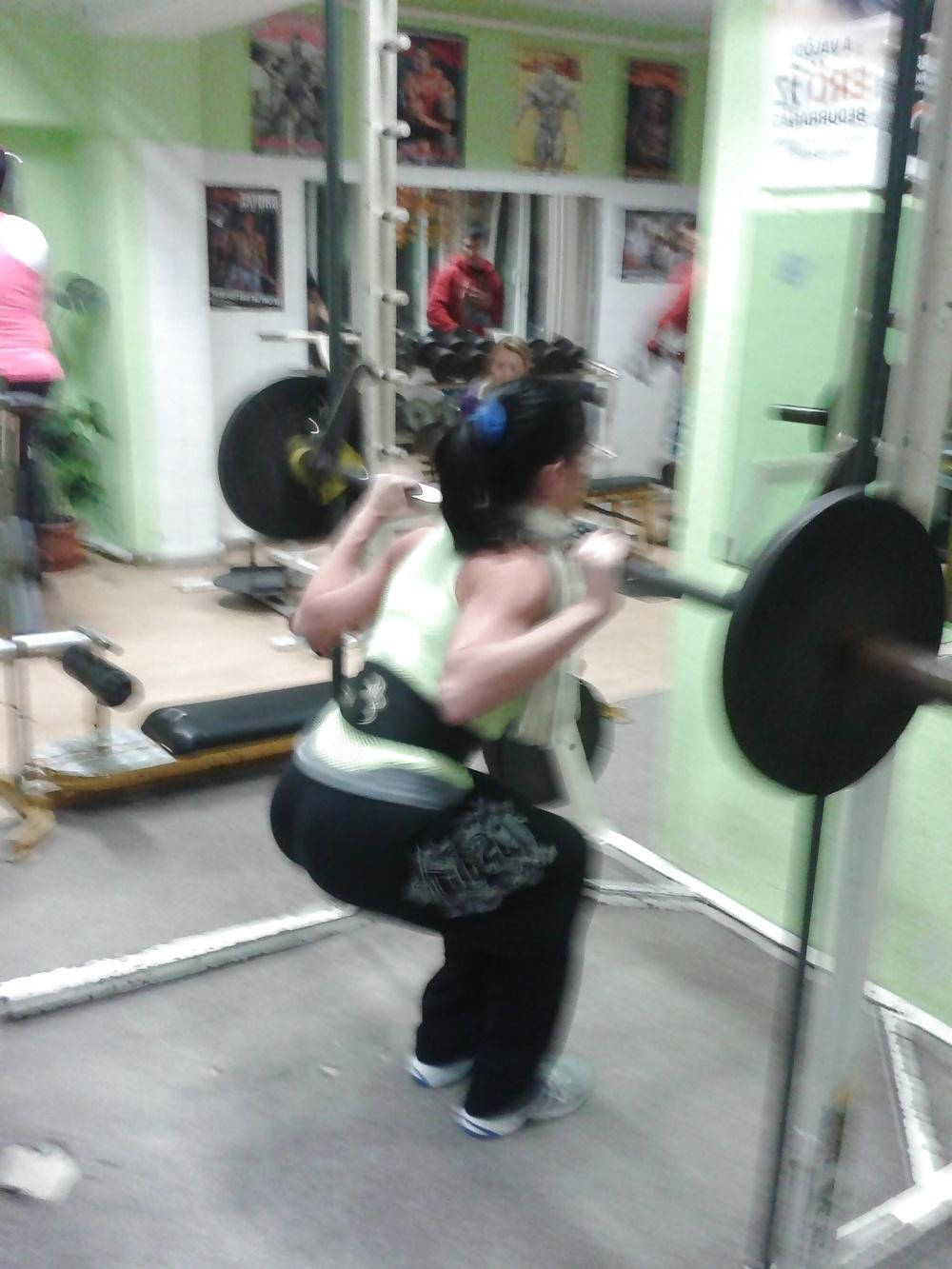19P Nice asses at gym
