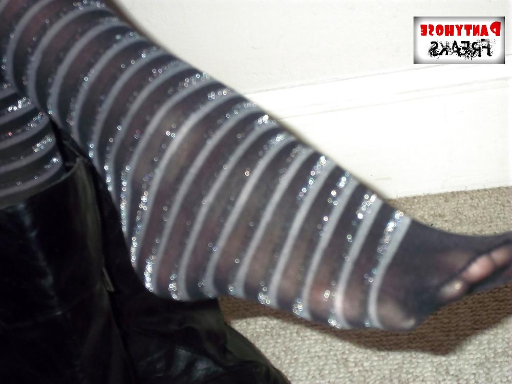 25P Nun in Pantyhose