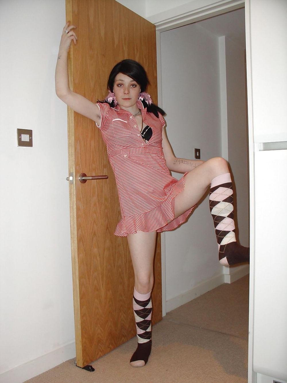 25P Slut ex dressed as school girl