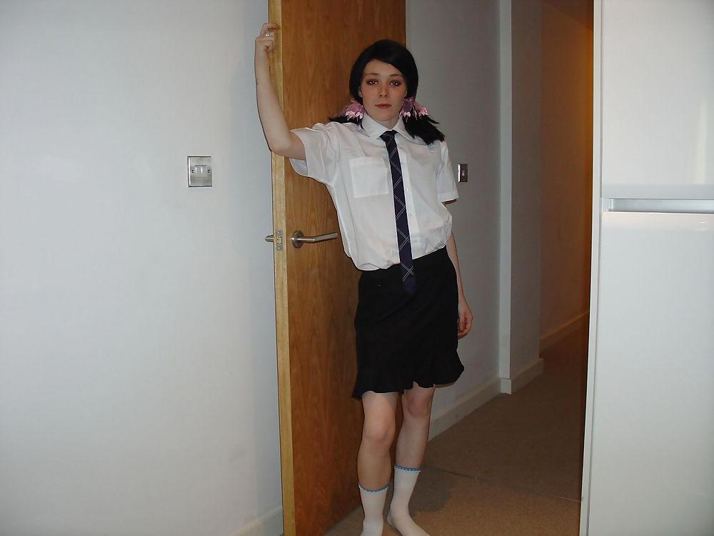 25P Slut ex dressed as school girl