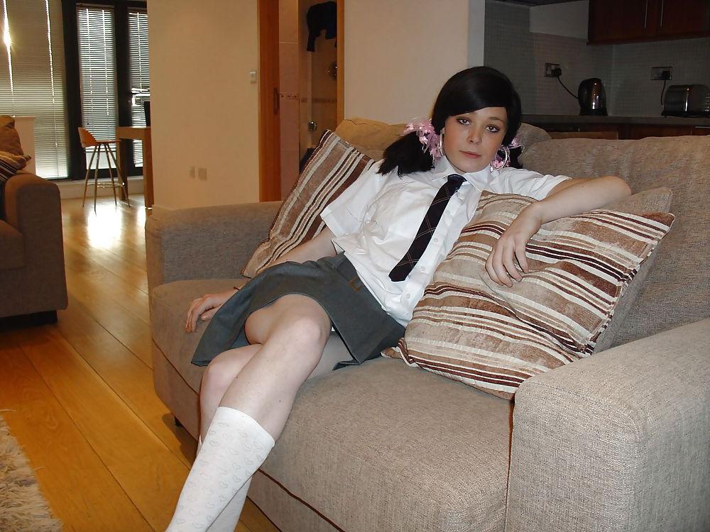 25P Slut ex dressed as school girl