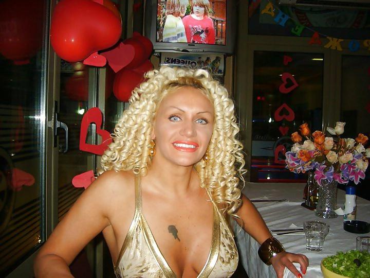 25P Bulgarian strippers