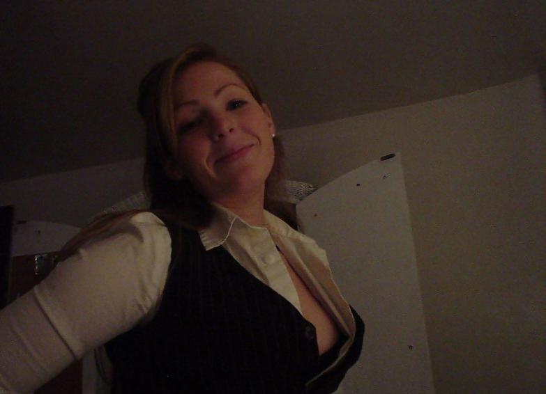19P Blond teen sucking cock