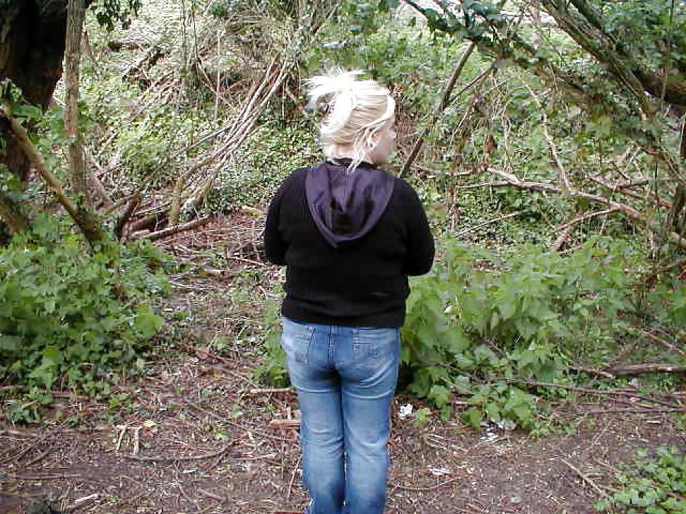 16P My wife in jeans