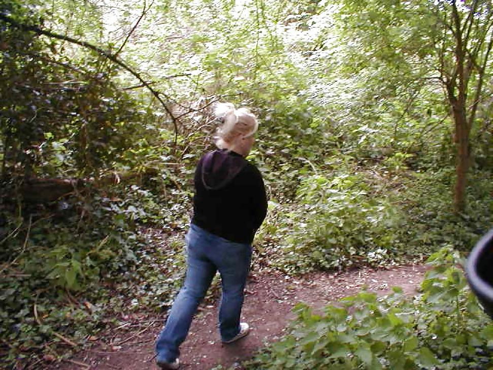 16P My wife in jeans
