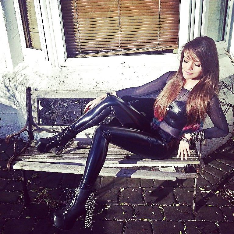 25P Wet-Look Spandex & Latex Leggings #7