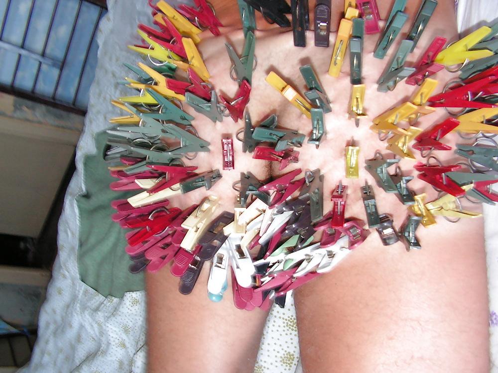 11P BDSM Clothespin ass