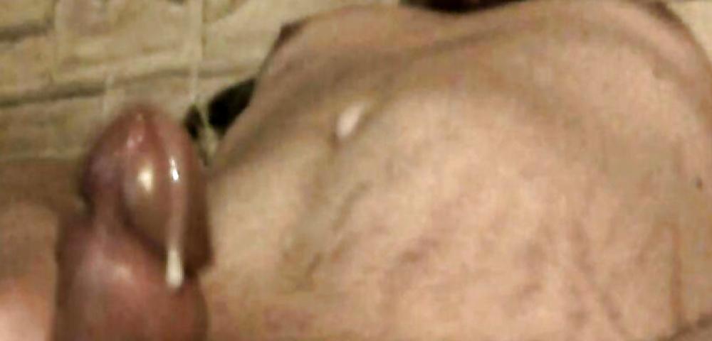 25P Wanking the pumped up cockie