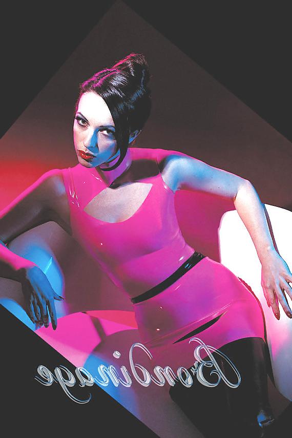 25P Gorrgeous Latex Dollies