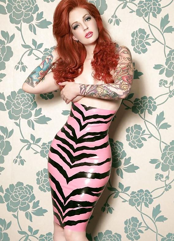 25P Gorrgeous Latex Dollies