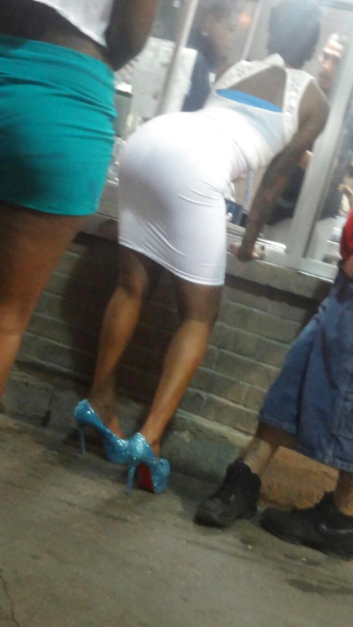 19P More Club Night Candids 