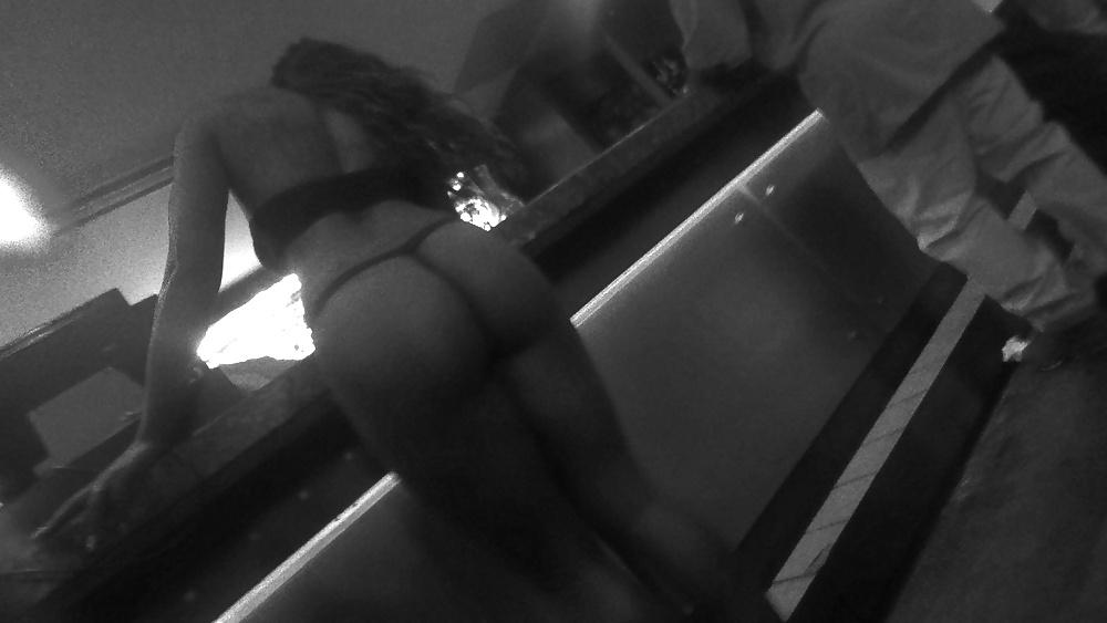 19P More Club Night Candids 