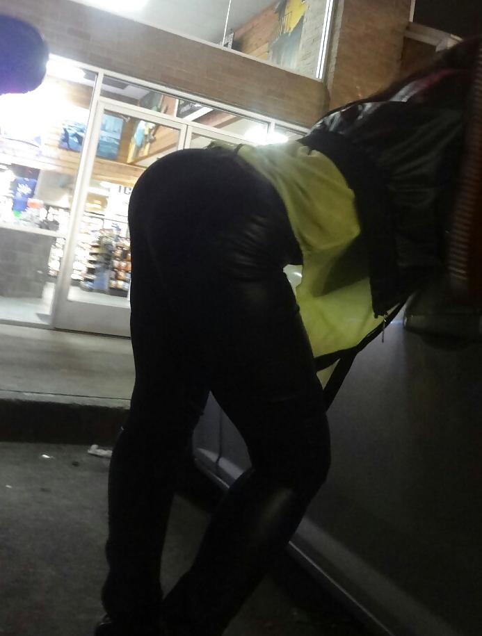 25P Club Night Candids 