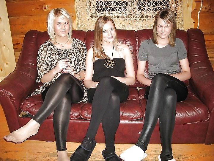 25P Sexy Nylon Girls