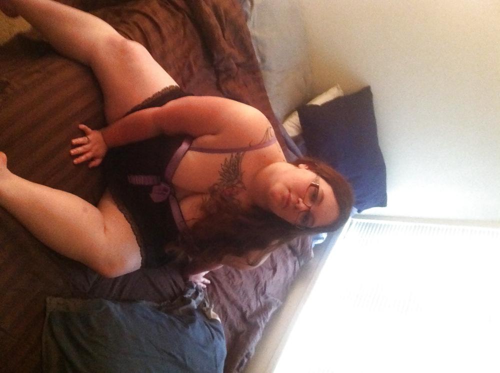 6P Wife in lingerie