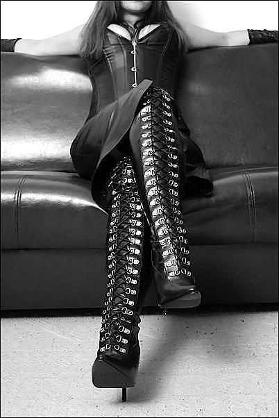 25P Leather Femdom
