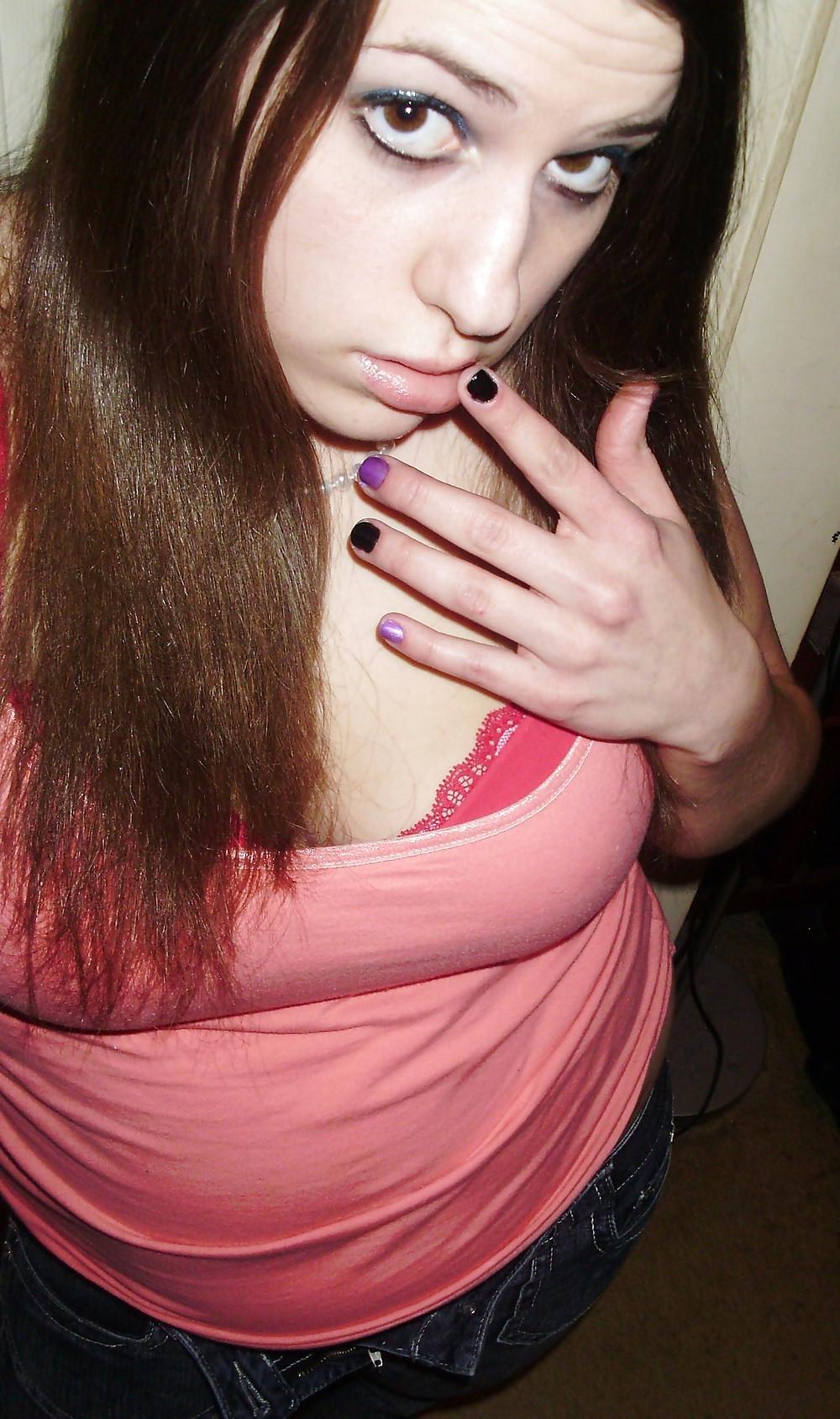 25P Latexmädchen