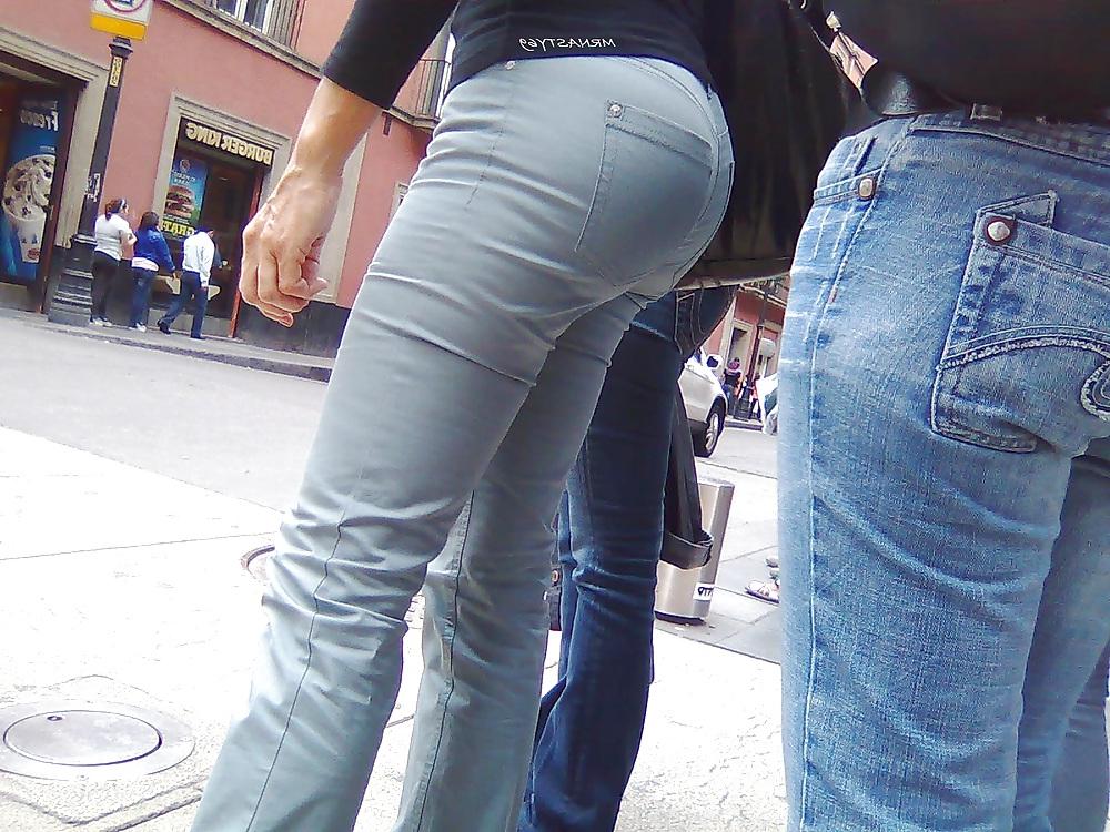 25P Wife In Tight Jeans #11