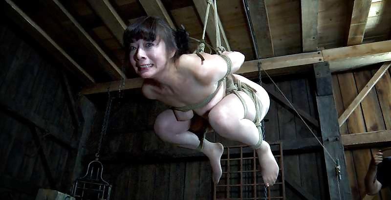25P Nyssa Nevers bdsm mix