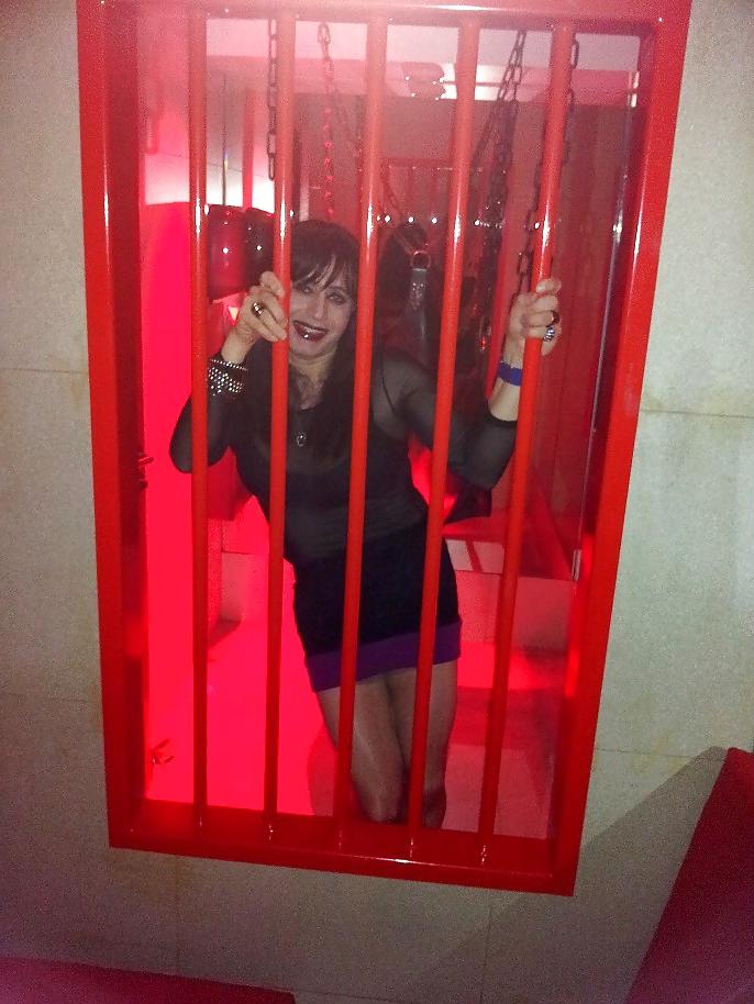 25P En club libertin