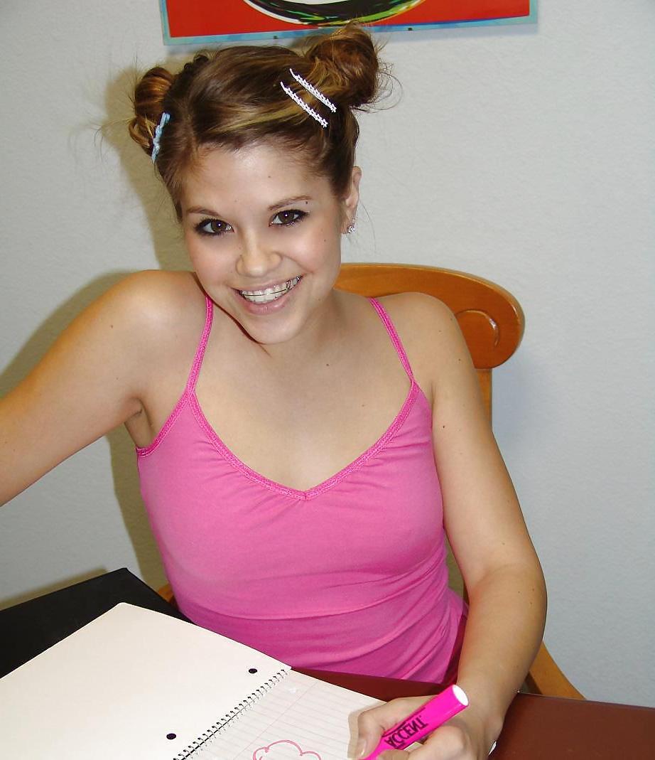 25P Horny Topanga - Thinking of her dreamboy