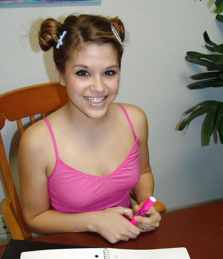 25P Horny Topanga - Thinking of her dreamboy