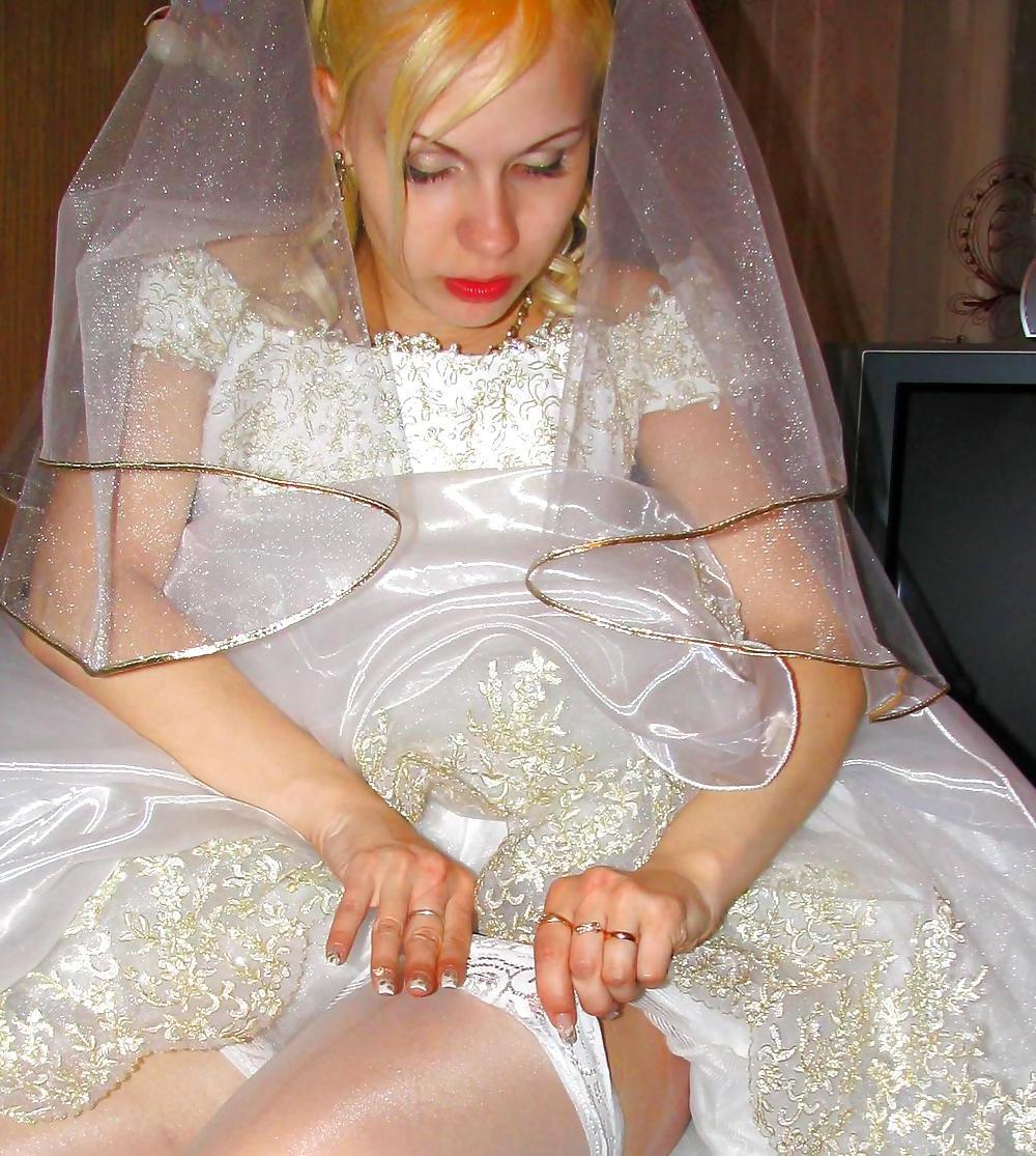 24P Wedding upskirts
