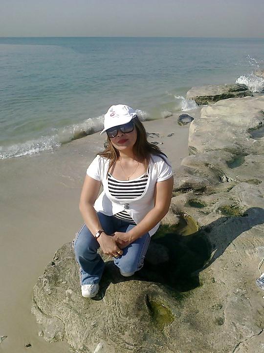 19P Filipina Mildred in Kuwait Boobs