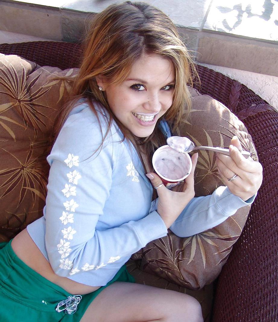 25P Horny Topanga - Enjoying some ice cream