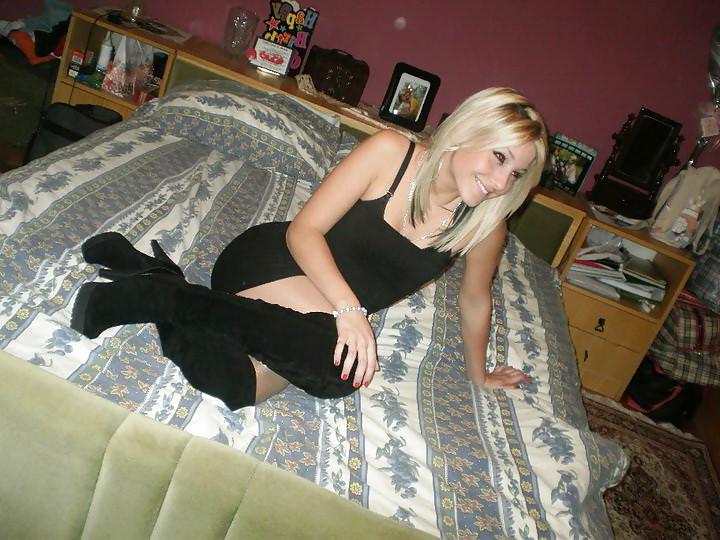 24P Sexy legs, heels and nylons from the web -3-
