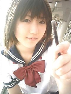 20P Japanese School Girls 03