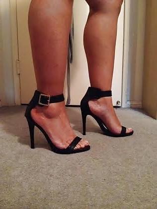 25P Super thick latina milf