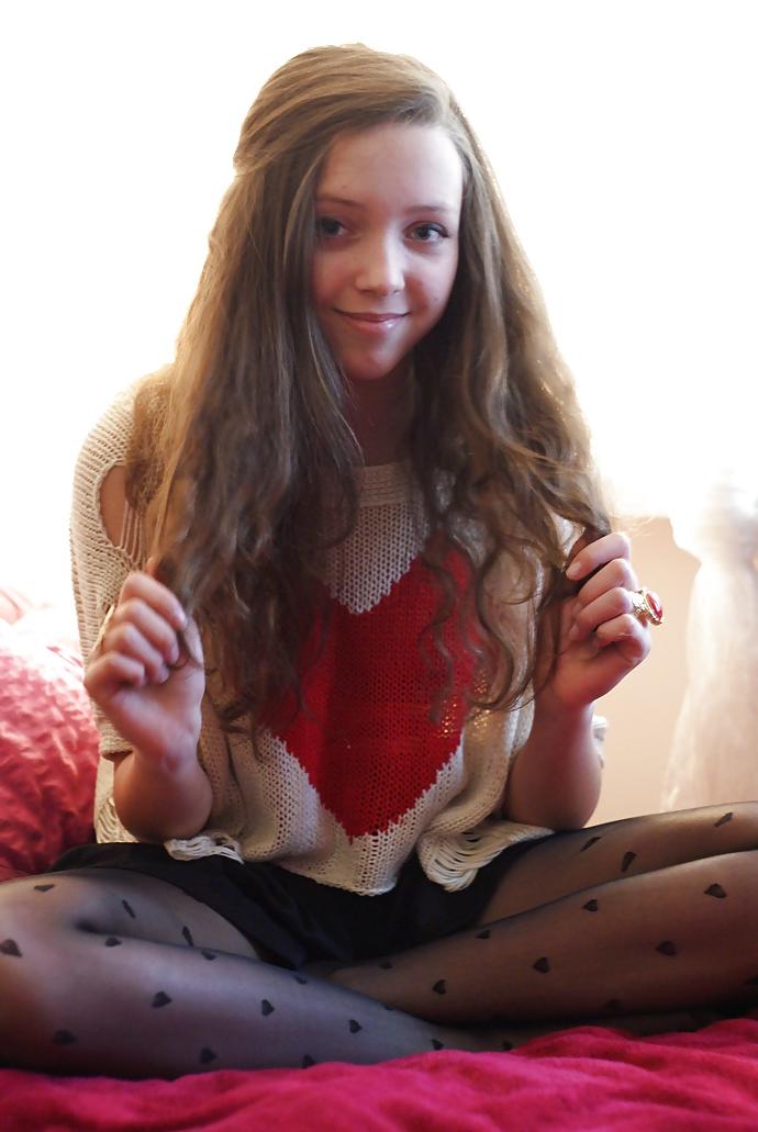 25P Nylon Teens