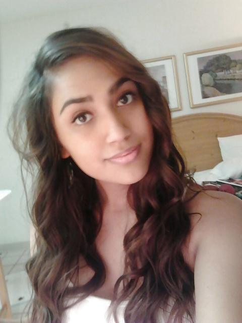 22P Young latina selfshot